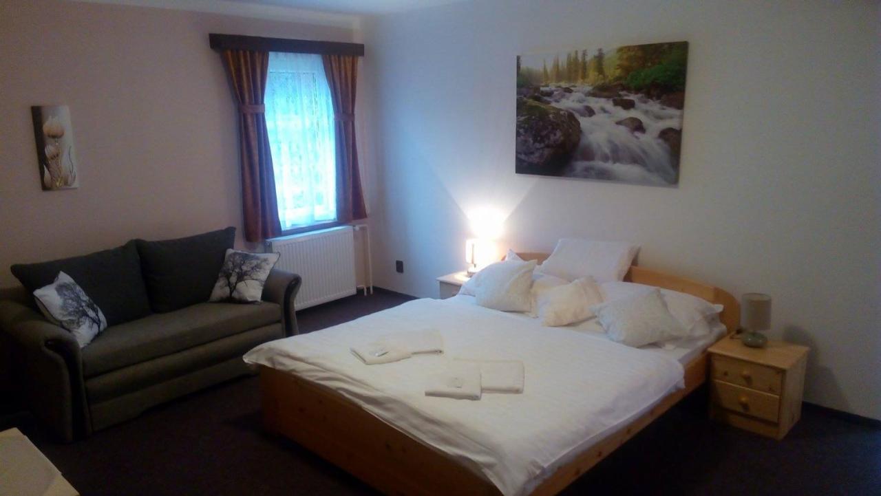 Hotel Garni Belveder Hřensko Kültér fotó