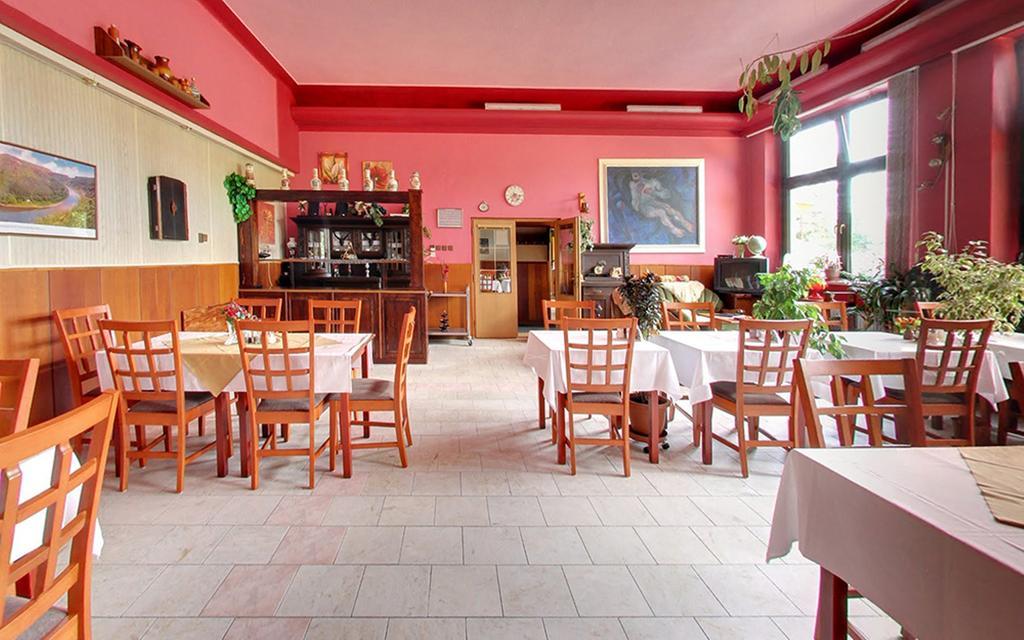 Hotel Garni Belveder Hřensko Kültér fotó