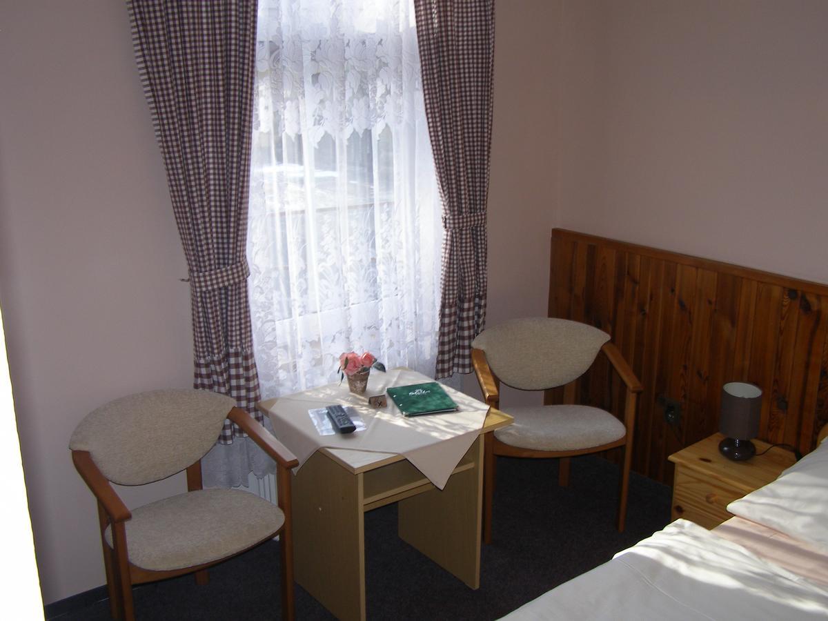 Hotel Garni Belveder Hřensko Kültér fotó