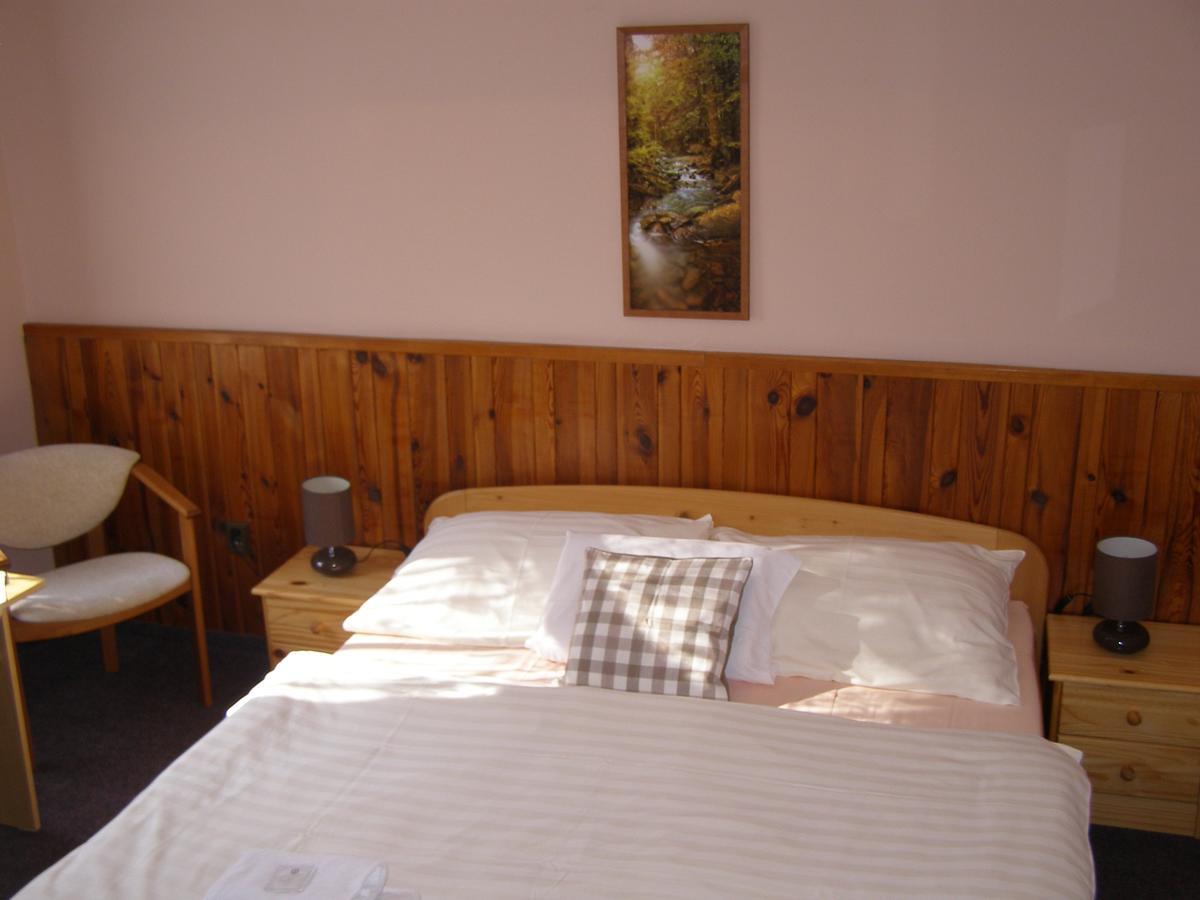 Hotel Garni Belveder Hřensko Kültér fotó