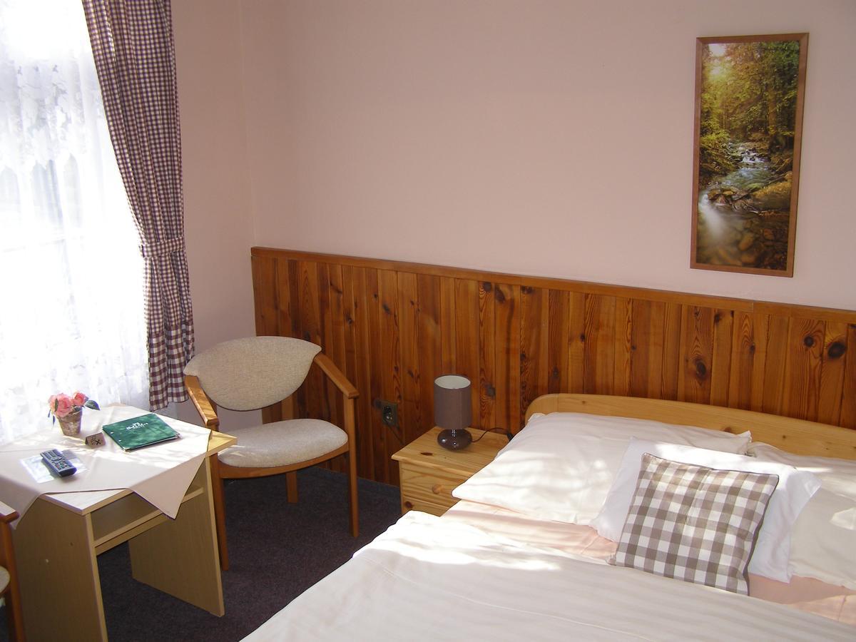 Hotel Garni Belveder Hřensko Kültér fotó